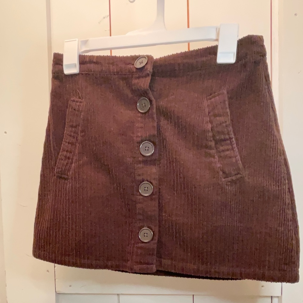100% cotton brown button up skirt with pockets
